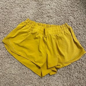 Lululemon short size 14 (rare)